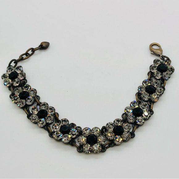 Vintage Rhinestone Crystal Flower Bracelet - Picture 9 of 13